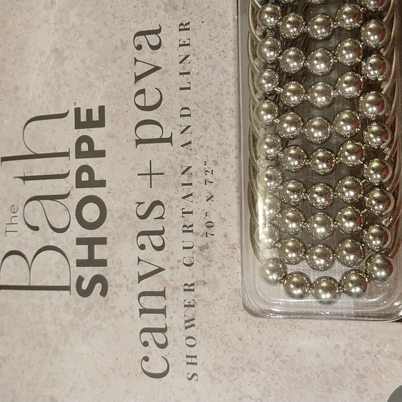 Shower Curtain Set - Picture 3 of 7